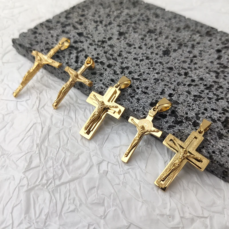New Design 18K Gold-Plated Jesus Cross Pendant – Waterproof Stainless Steel Religious Charm for Men - Image 4