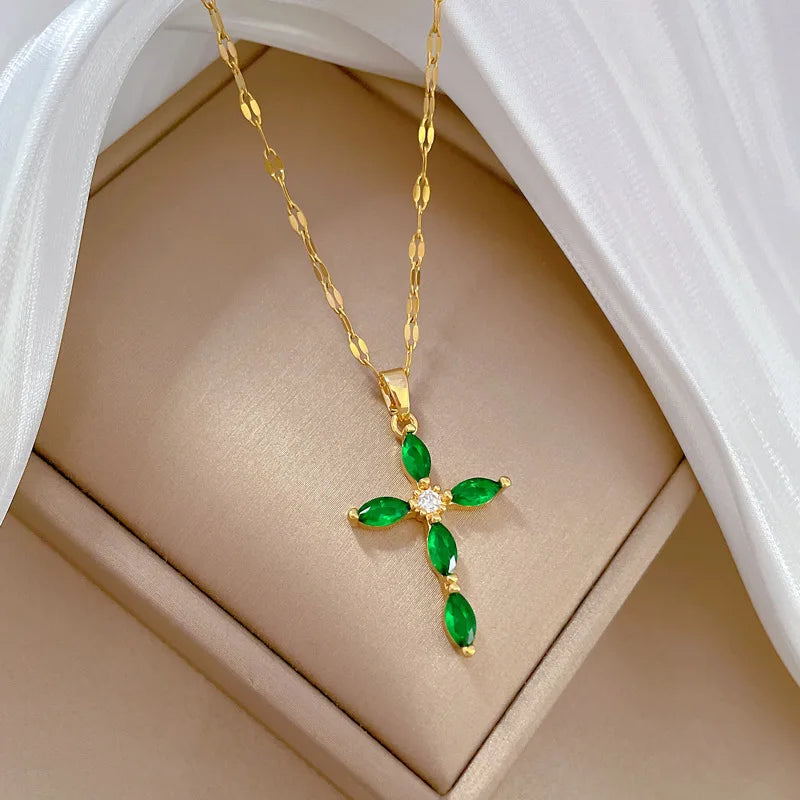 Fashionable Green Cross Necklace – Retro Light Luxury Christian Jewelry for Women - Image 9
