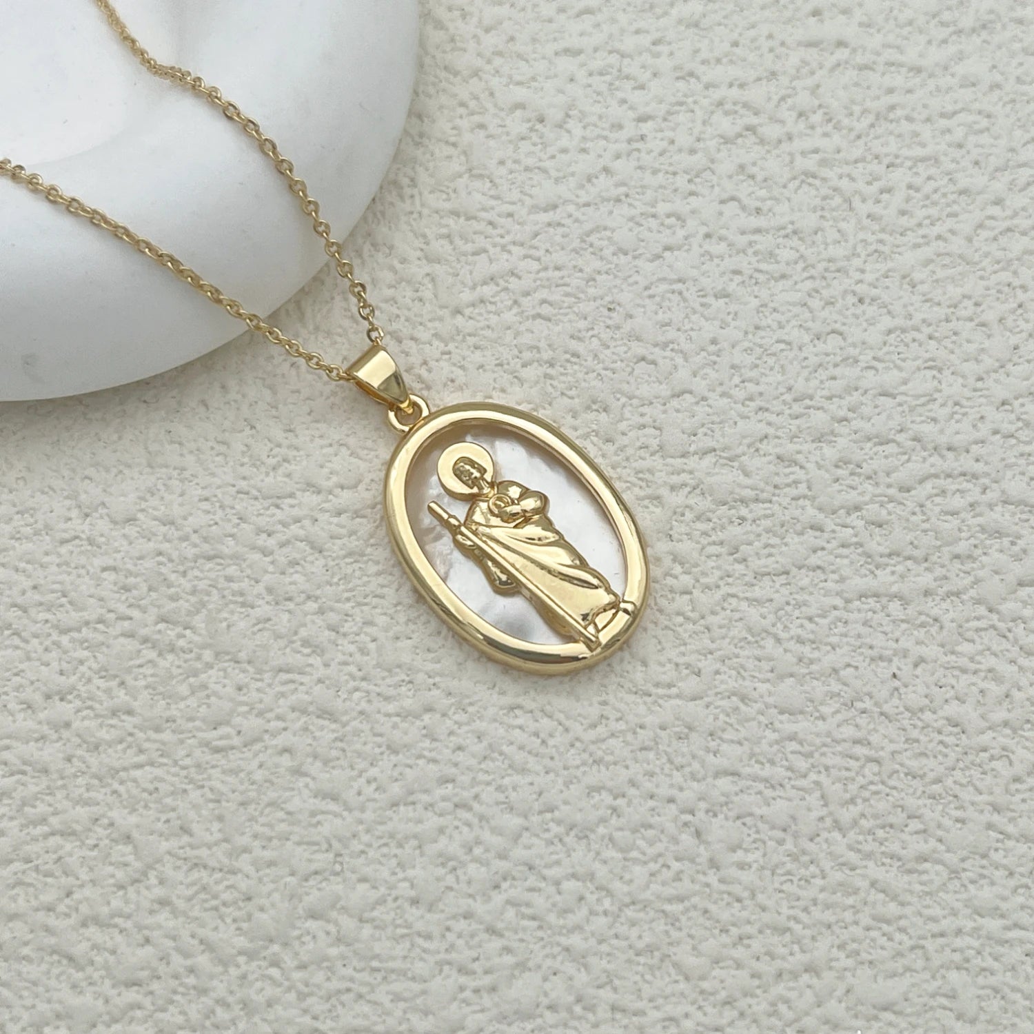 Gold-Plated Virgin Mary "Mama" Pendant – Virgen de Guadalupe Religious Amulet - Image 5